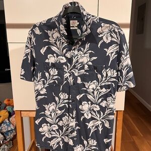 Faherty Short Sleeve Floral Knit Seasons Shirt